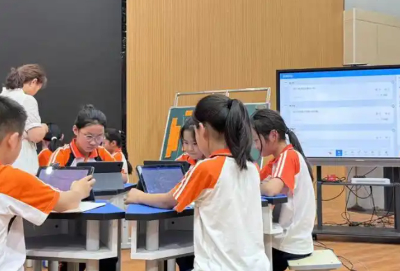 教育一直践行技能赋能职业教育的理念以科技作为探索方向