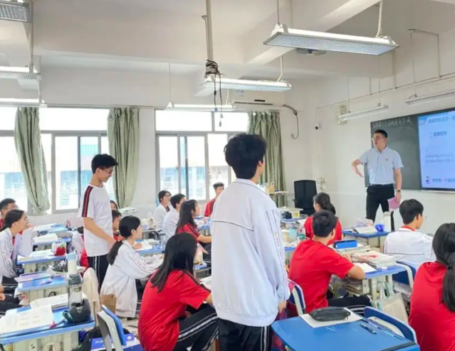 树立学位办学放大名校办学辐射效能加速推进大学隶属校园 树立学位办学放大名校办学辐射效能加速推进大学隶属校园