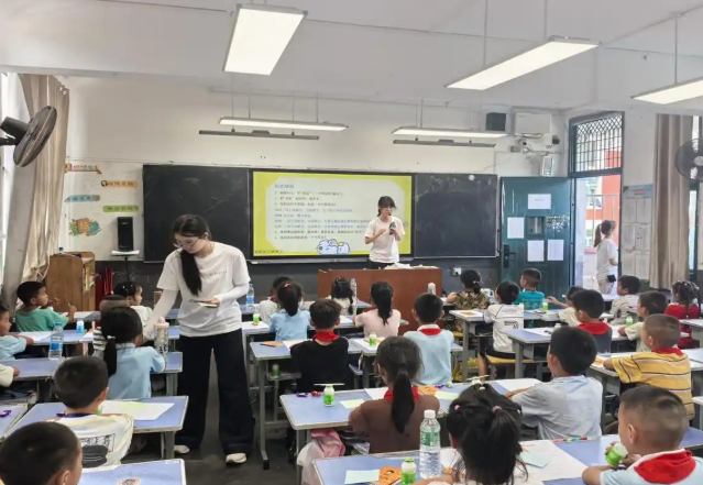 沟通了解底层家长教育需求感知村庄教育