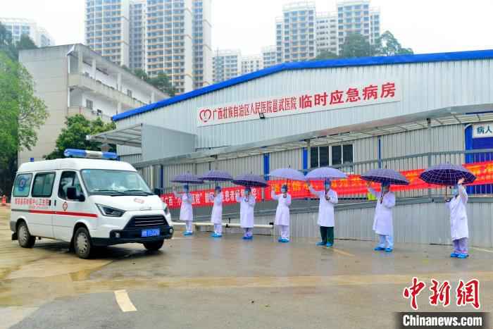  广西版“小汤山”医院在院治疗近半数确诊患者治愈出院